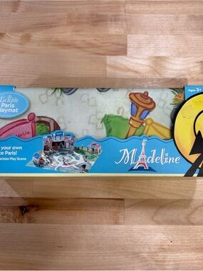2003 MADELINE LA PETITE PARIS PLAYMAT 30X30 LEARNING CURVE NRFB LC72402